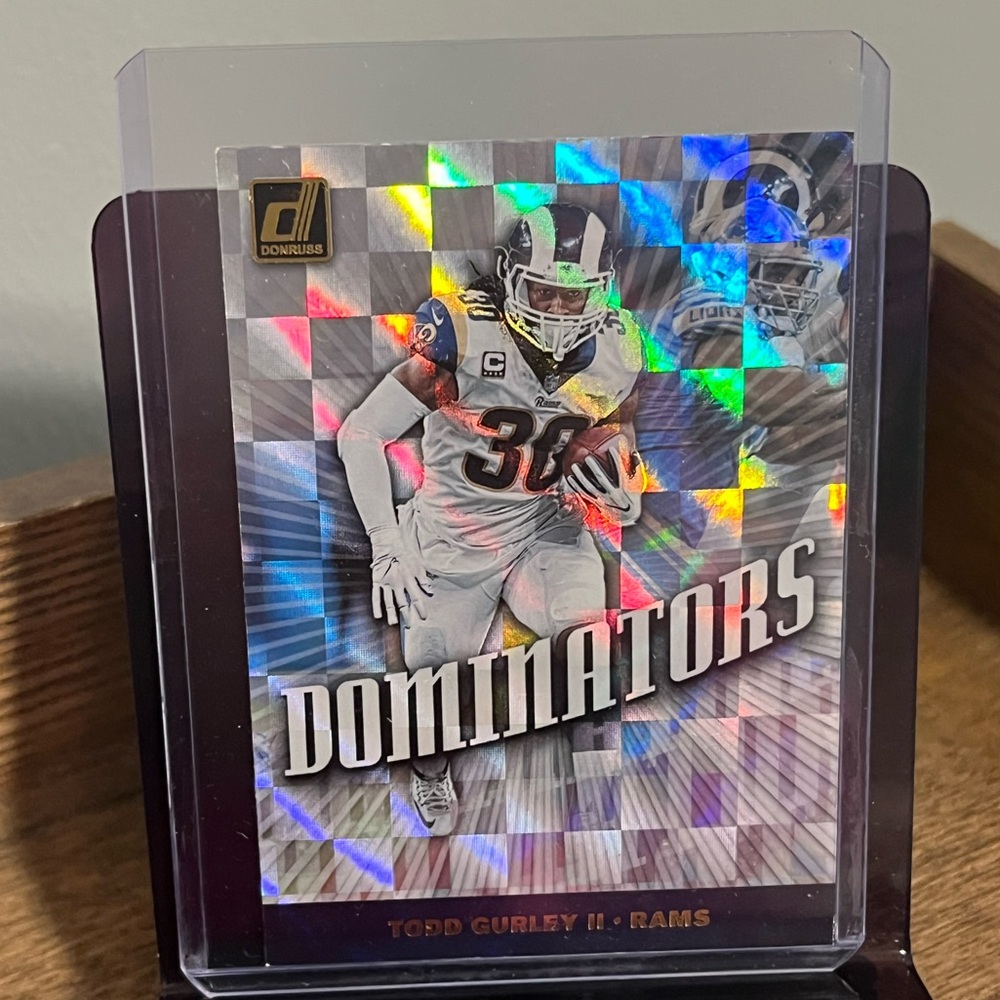 🏈 Tony Gurley II 2019 Donruss Dominator’s Football NFL Trading Card #DOM-28